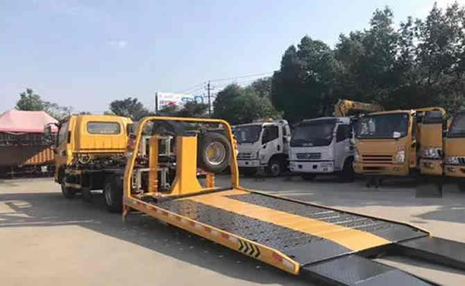 苏尼特左旗汽车中途维修案例